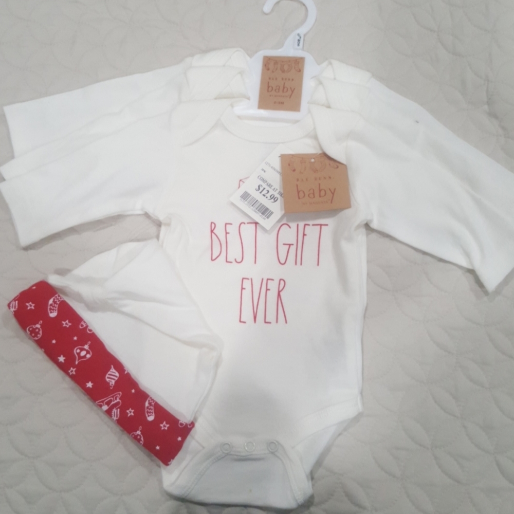Baby bodysuit